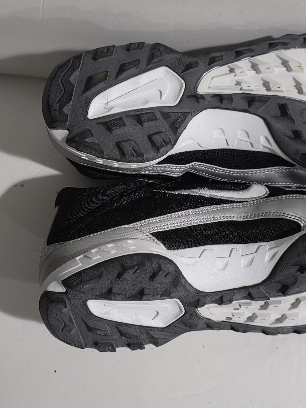 Nike White and Black Mesh Sneaker Bowerman Size 14 Vintage Running Sneaker - Picture 12 of 12